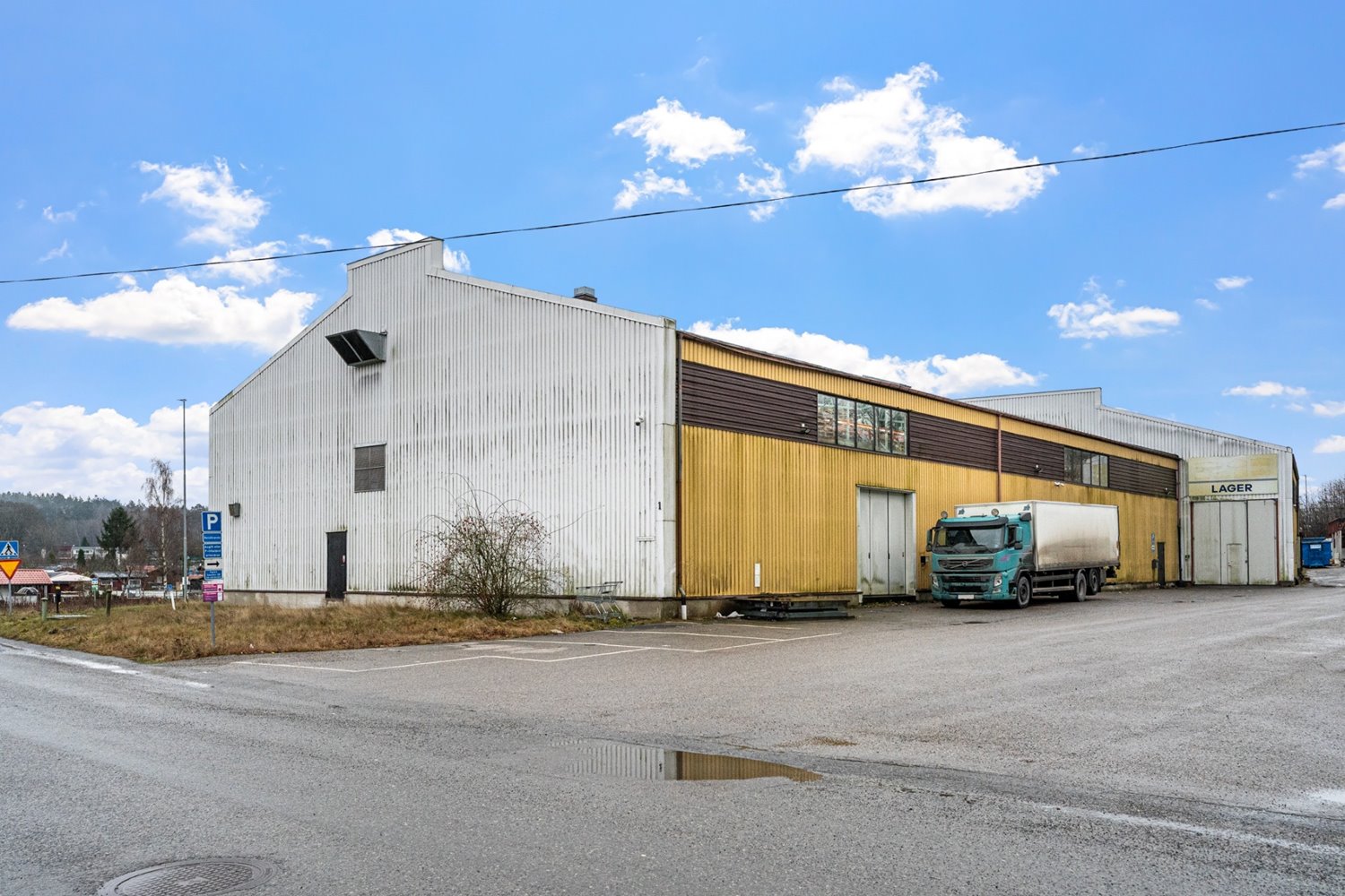 Industrifastighet exterioer helvy