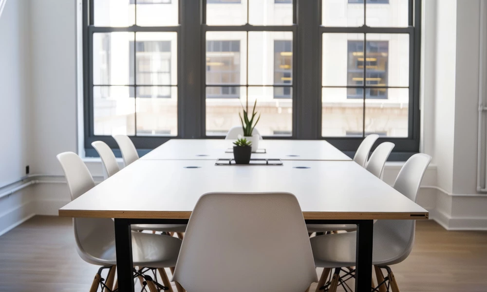 Om Room for business