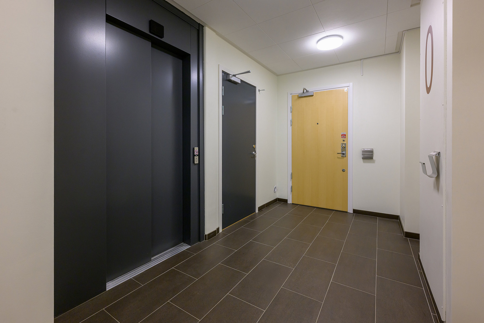 R4B-Kvarnholmsvagen114-av-John_Hellstrom-12