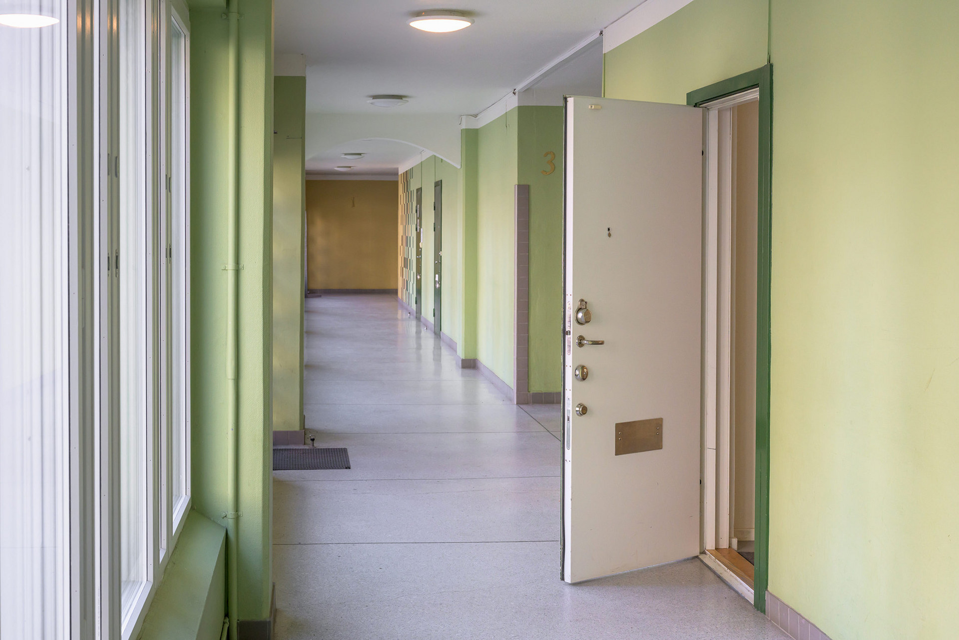 Entré in till lokalen